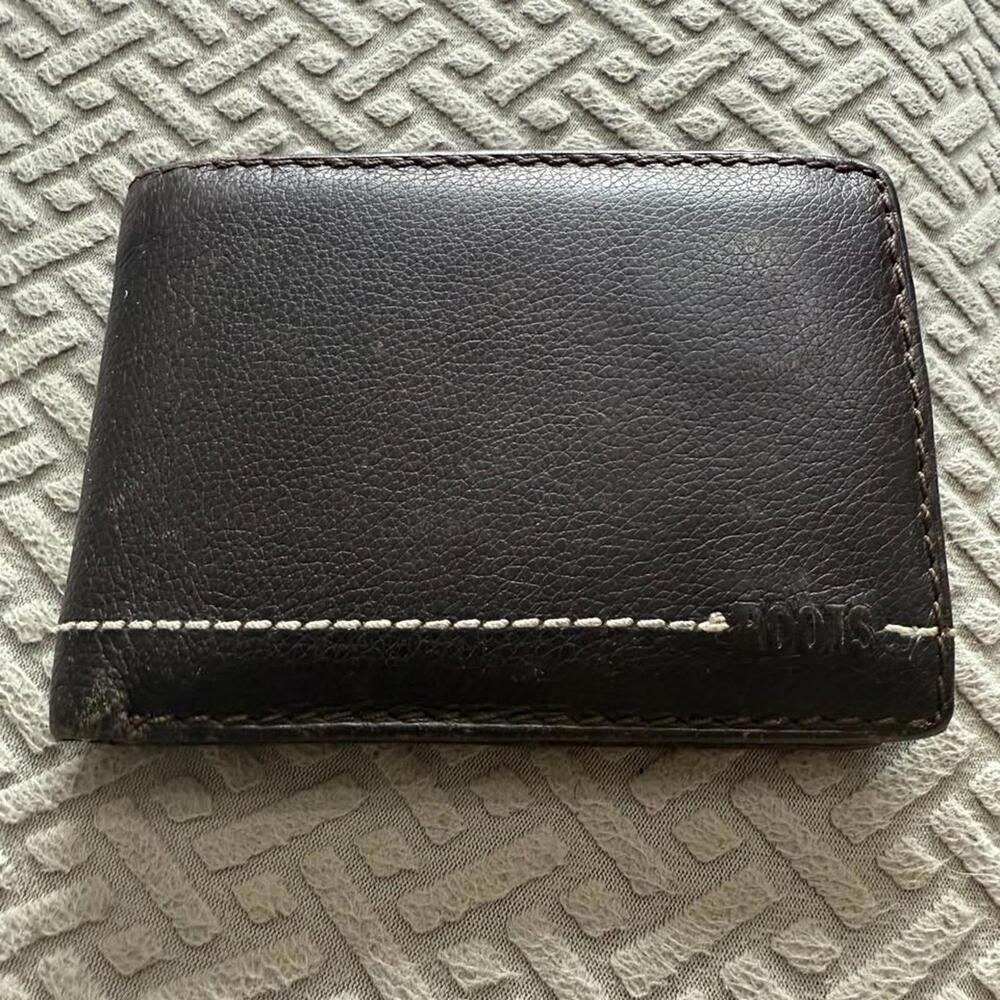 Roots Leather Men's Wallet‎